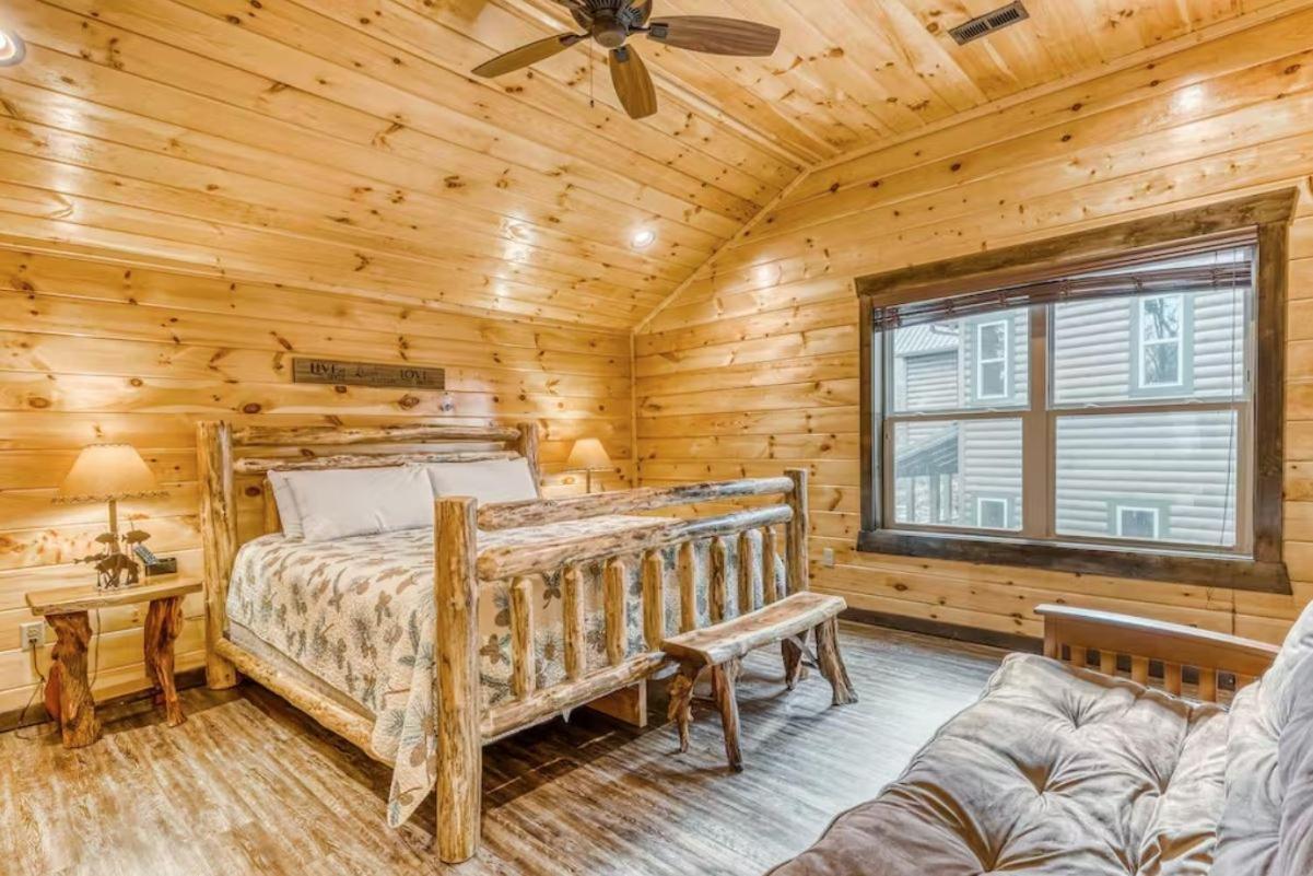 The Great Dogwood Manor By Stony Brook Cabins Gatlinburg Εξωτερικό φωτογραφία