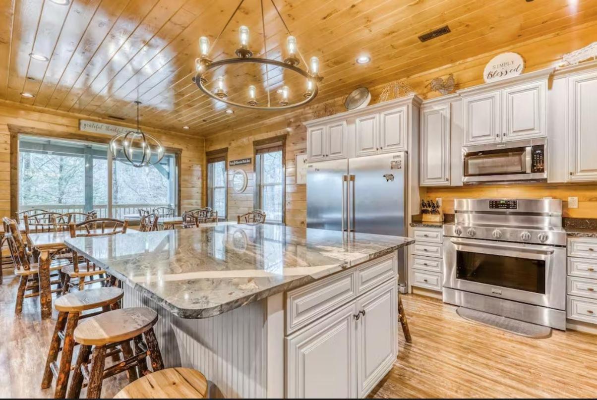 The Great Dogwood Manor By Stony Brook Cabins Gatlinburg Εξωτερικό φωτογραφία