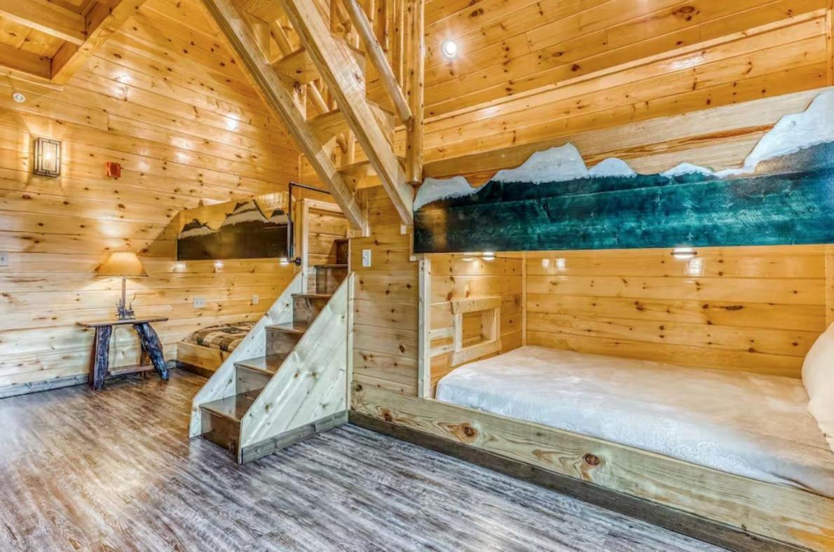 The Great Dogwood Manor By Stony Brook Cabins Gatlinburg Εξωτερικό φωτογραφία