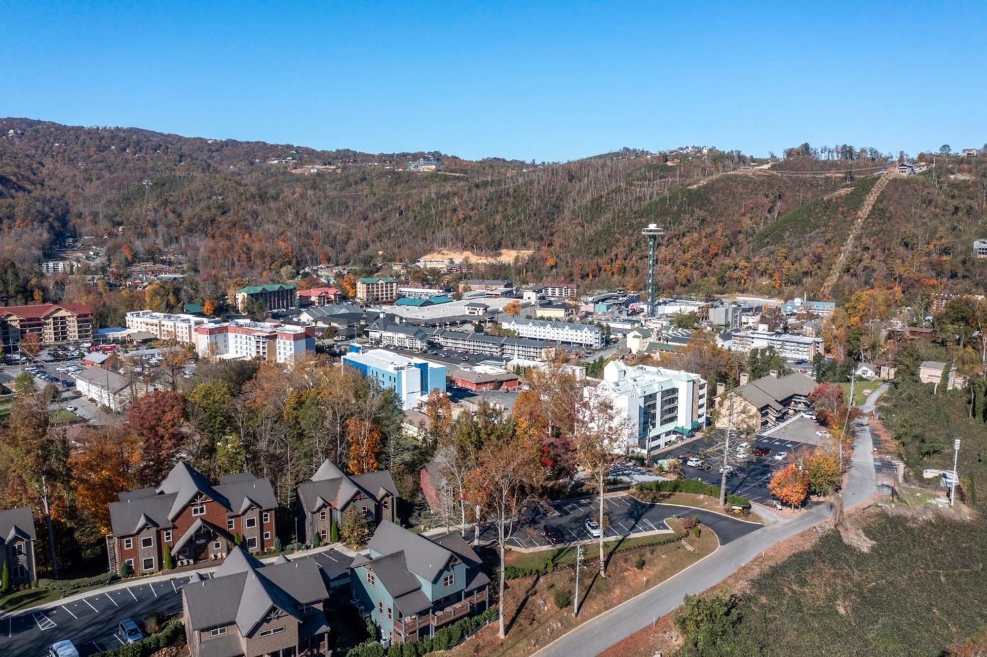 The Great Dogwood Manor By Stony Brook Cabins Gatlinburg Εξωτερικό φωτογραφία