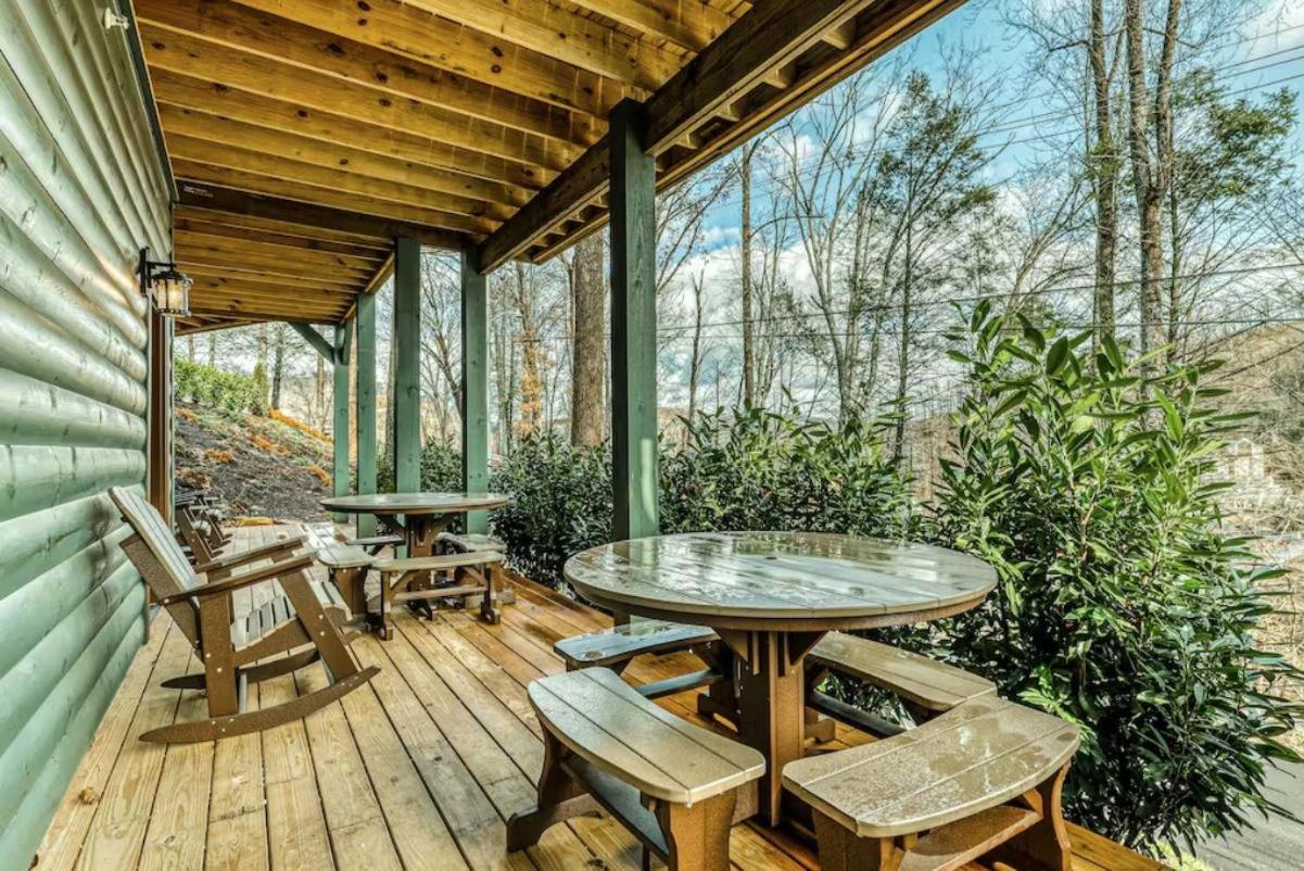 The Great Dogwood Manor By Stony Brook Cabins Gatlinburg Εξωτερικό φωτογραφία