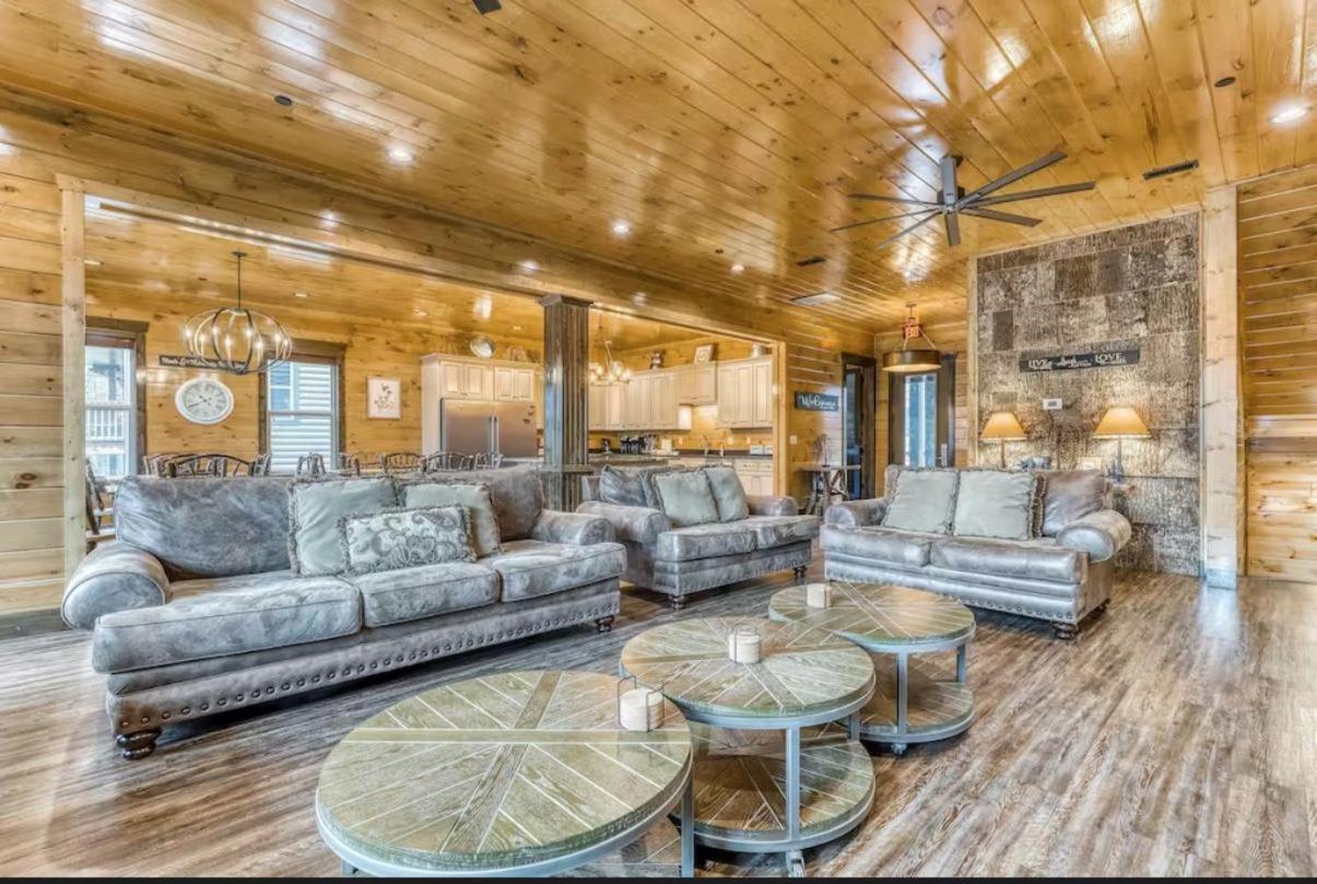 The Great Dogwood Manor By Stony Brook Cabins Gatlinburg Εξωτερικό φωτογραφία