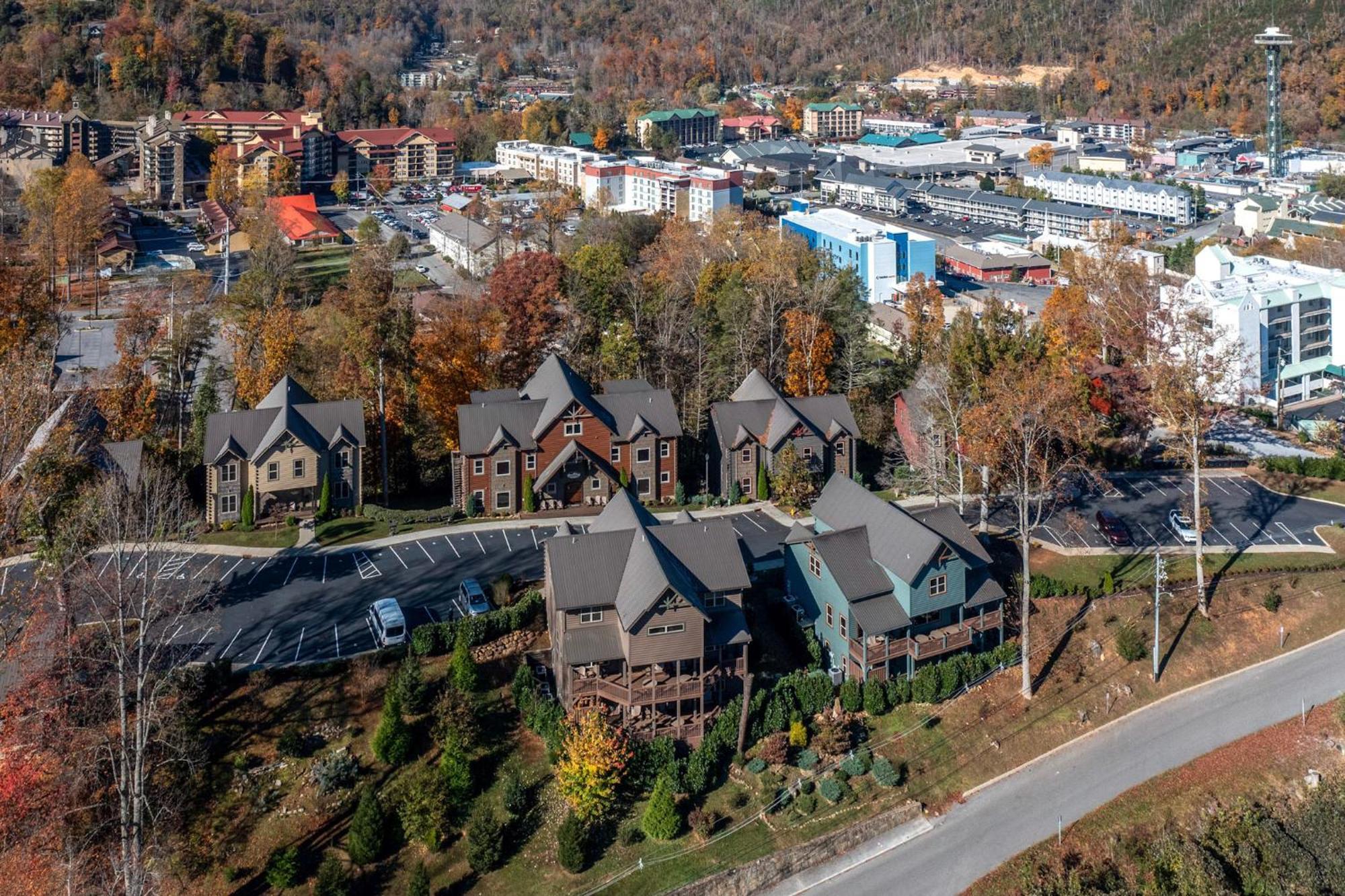 The Great Dogwood Manor By Stony Brook Cabins Gatlinburg Εξωτερικό φωτογραφία