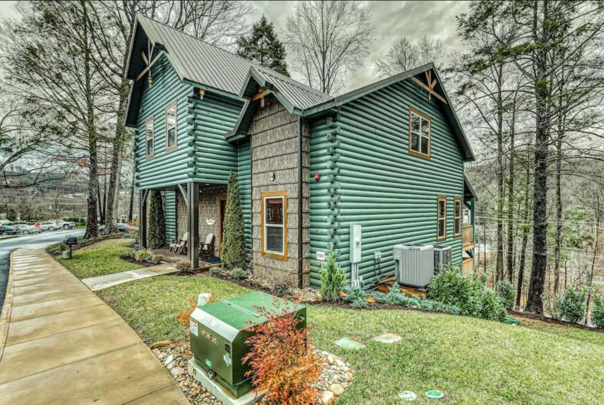 The Great Dogwood Manor By Stony Brook Cabins Gatlinburg Εξωτερικό φωτογραφία